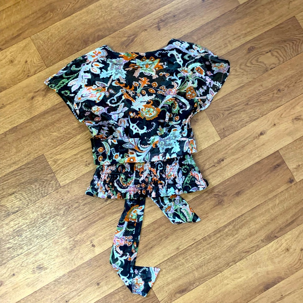 Polyester blouse - Picture 2 of 4